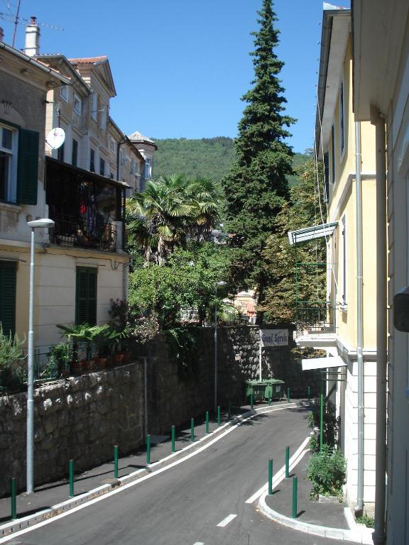 Apartments And Rooms Liburnija Opatija Eksteriør billede