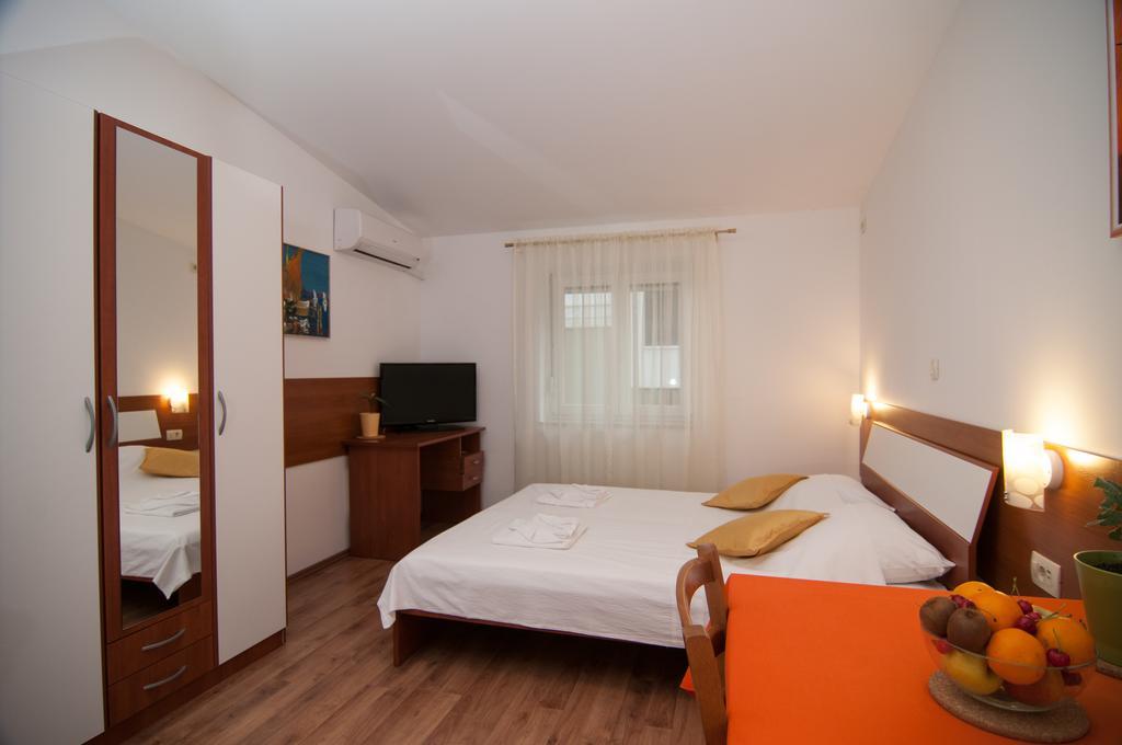 Apartments And Rooms Liburnija Opatija Eksteriør billede